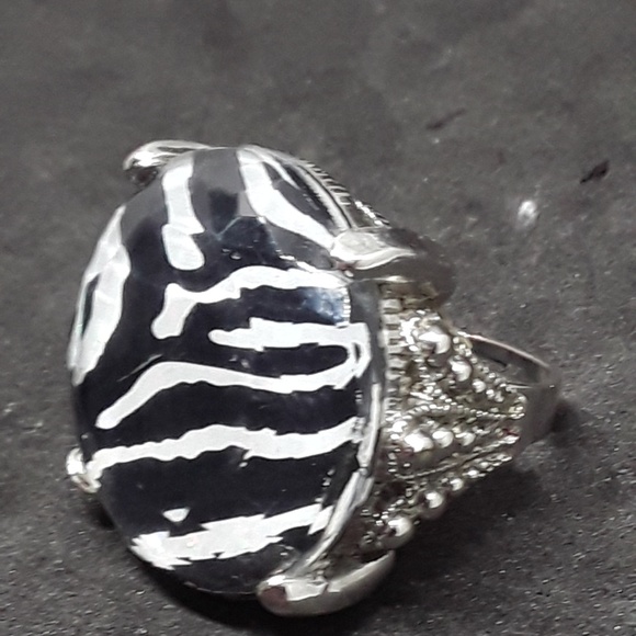 Cocktail ring - Picture 2 of 4